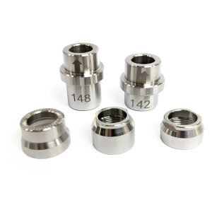 Wahoo KICKR läbiva telje adapterikomplekt 142/148